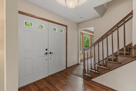 175 W Kraft Road West Saint Paul MN 55118