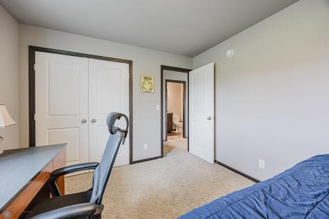 1001 9th Street SE Barnesville MN 56514