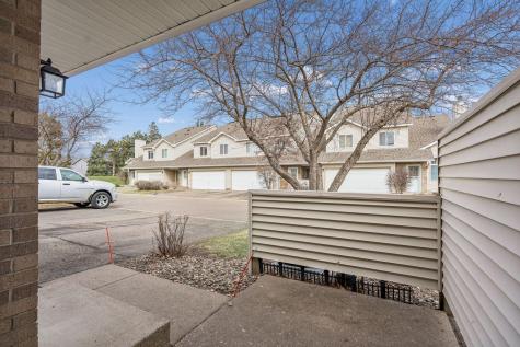 7893 Hemingway Avenue S Cottage Grove MN 55016