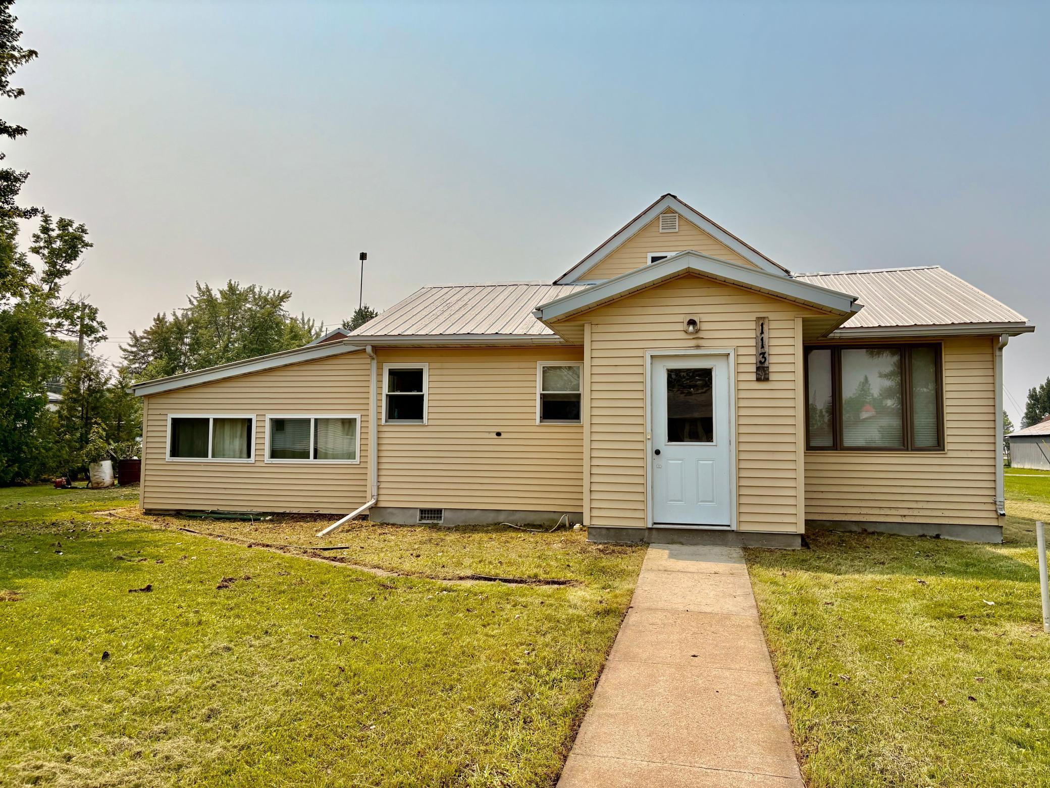 113 6th Avenue SE Baudette MN 56623