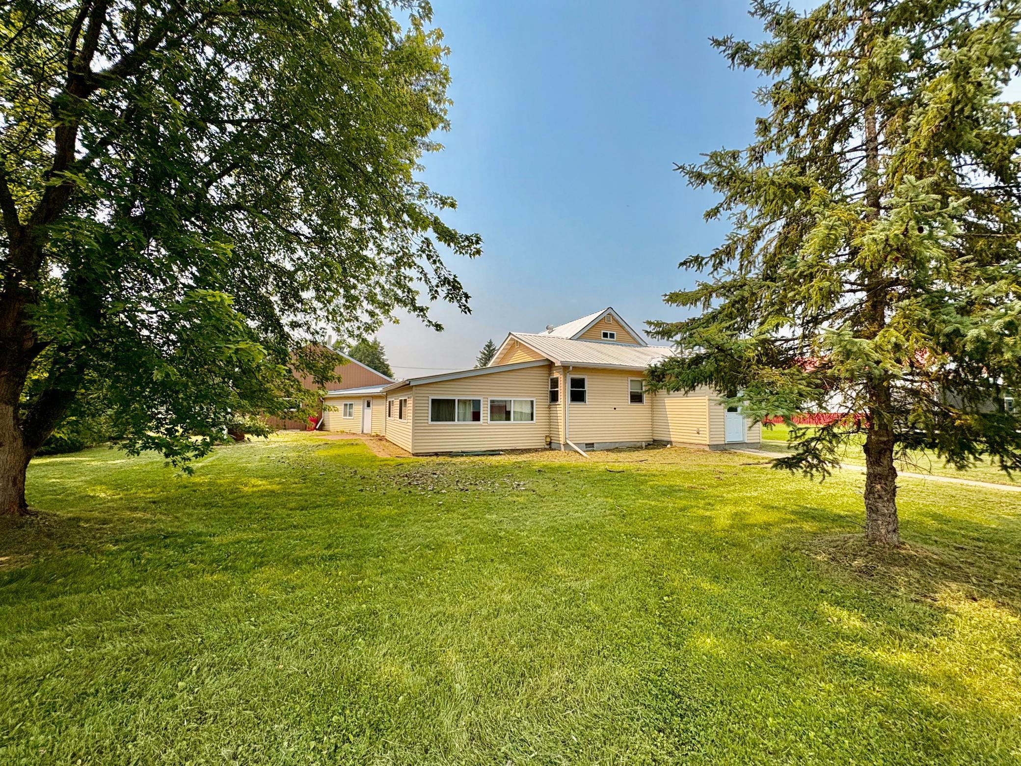 113 6th Avenue SE Baudette MN 56623