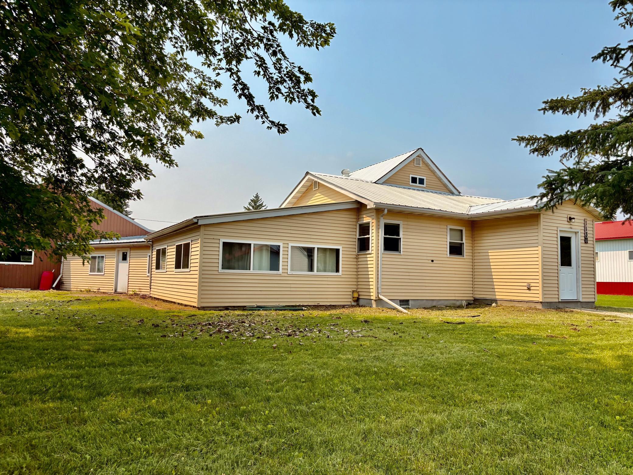 113 6th Avenue SE Baudette MN 56623