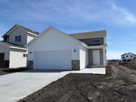 6734 Belding Drive S Fargo ND 58104