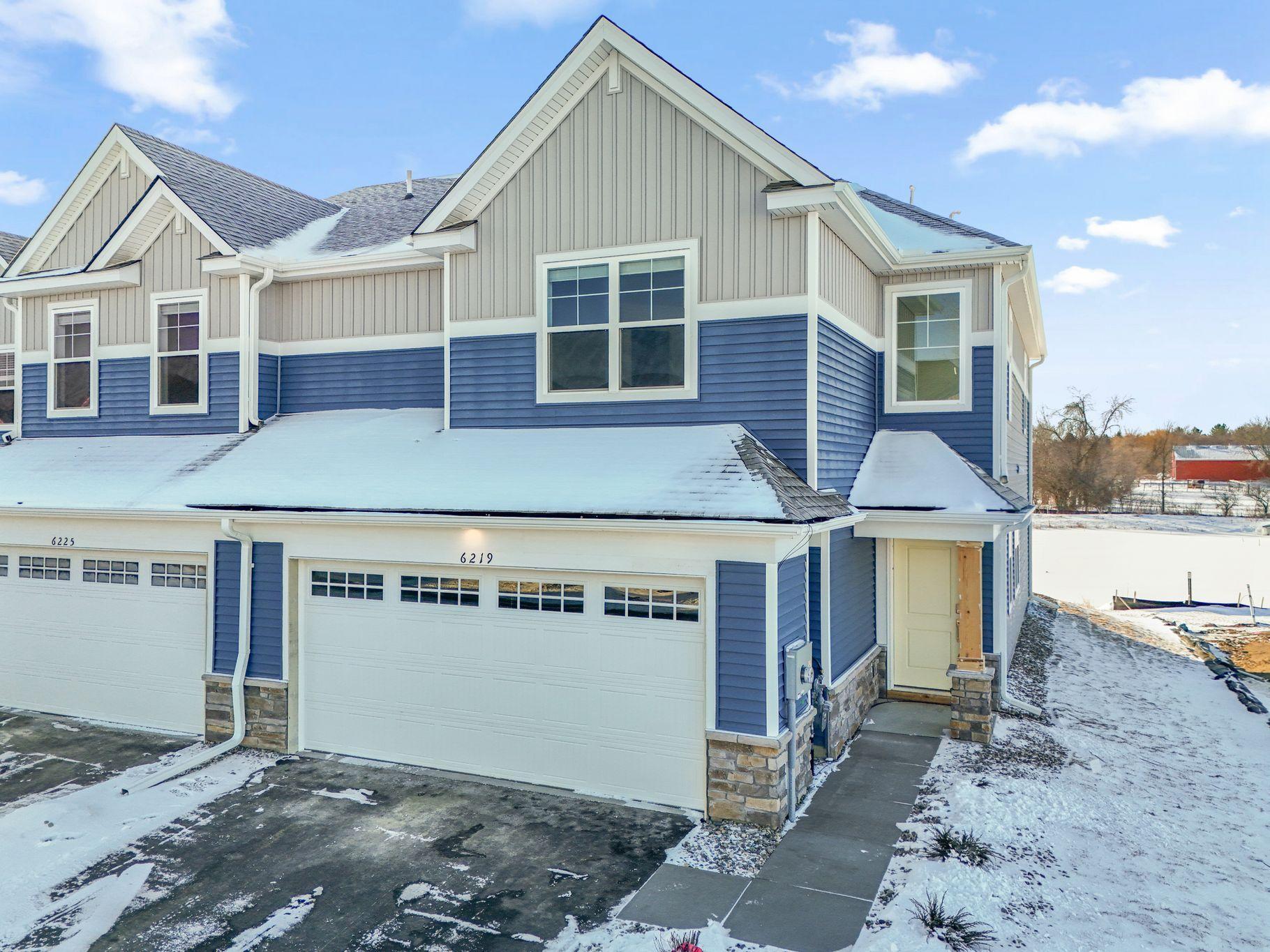 6219 205th Street N Forest Lake MN 55025