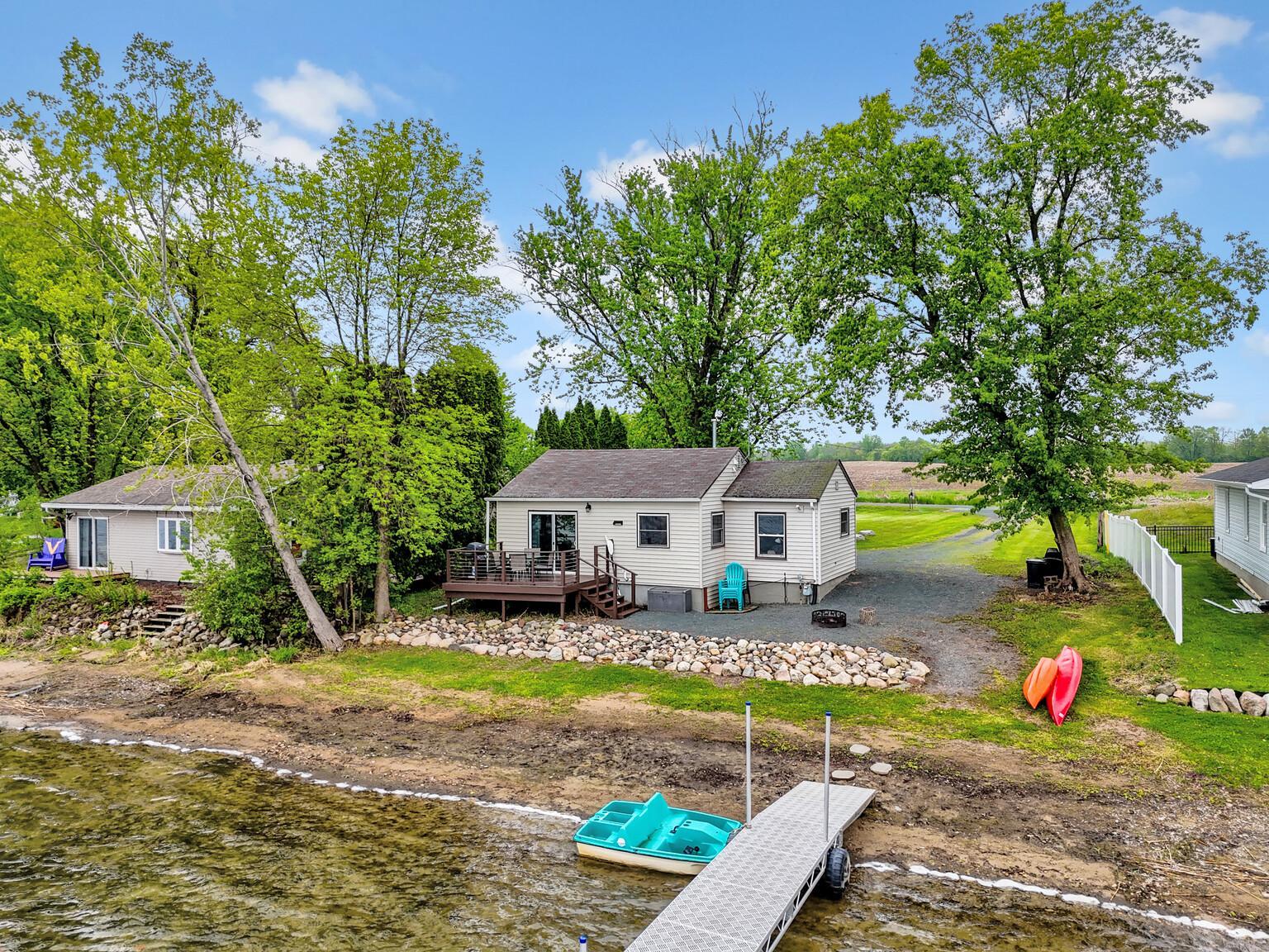 11900 Mentzer Trail Lindstrom MN 55045