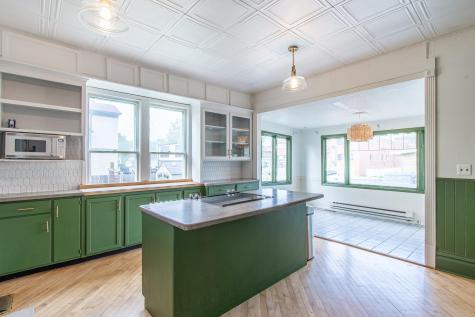 203 7th Street S Moorhead MN 56560