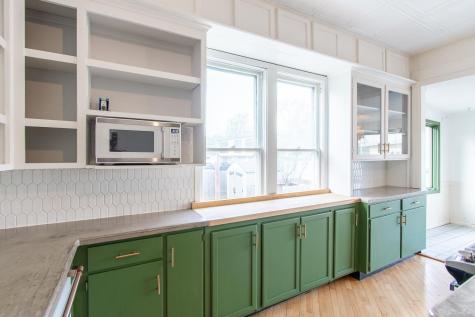 203 7th Street S Moorhead MN 56560