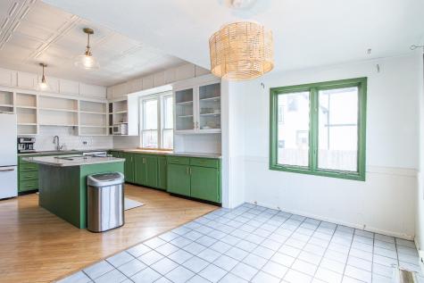 203 7th Street S Moorhead MN 56560