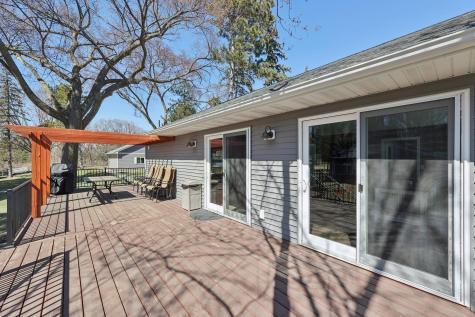 4731 109th Avenue Clear Lake MN 55319
