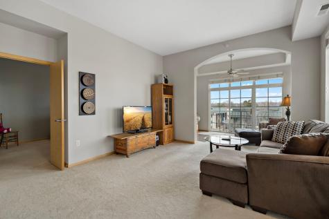 2405 39th Avenue NE Saint Anthony MN 55421