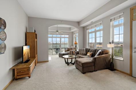 2405 39th Avenue NE Saint Anthony MN 55421