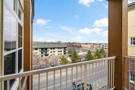 2405 39th Avenue NE Saint Anthony MN 55421