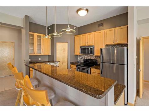 2405 39th Avenue NE Saint Anthony MN 55421