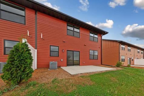 809 Viburnum Street Belle Plaine MN 56011