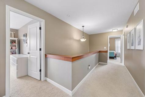 2109 Valley Creek Lane Shakopee MN 55379