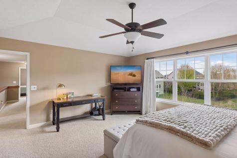 2109 Valley Creek Lane Shakopee MN 55379
