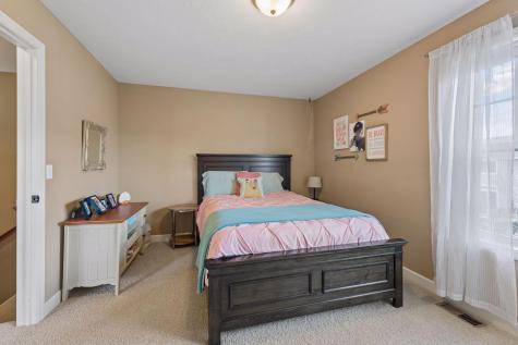 2109 Valley Creek Lane Shakopee MN 55379