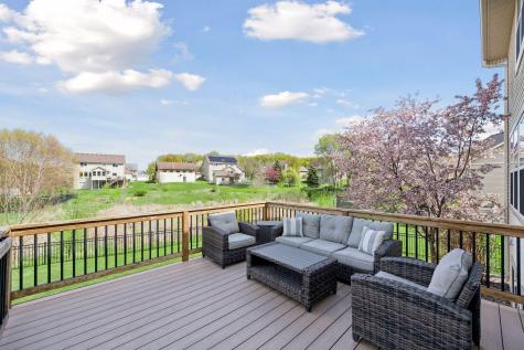 2109 Valley Creek Lane Shakopee MN 55379