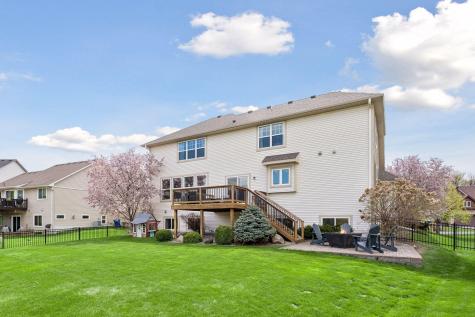 2109 Valley Creek Lane Shakopee MN 55379