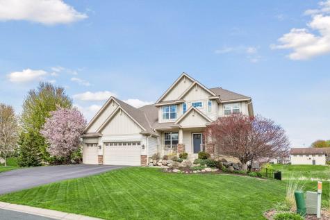 2109 Valley Creek Lane Shakopee MN 55379
