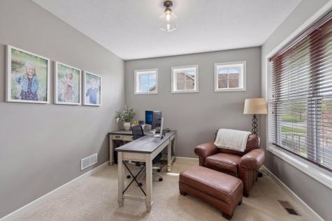 2109 Valley Creek Lane Shakopee MN 55379
