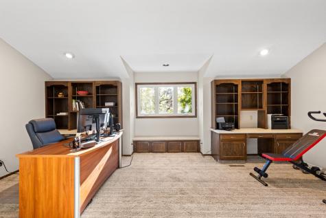 2904 Silver Lake Court NE Saint Anthony MN 55421