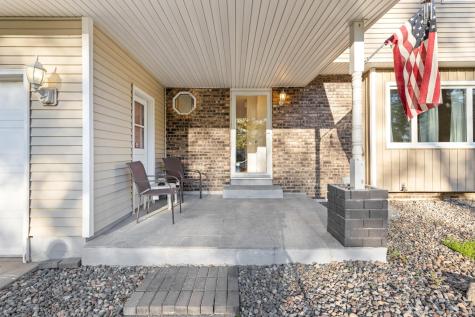 2904 Silver Lake Court NE Saint Anthony MN 55421
