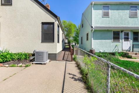 254 Arion Street E West Saint Paul MN 55118