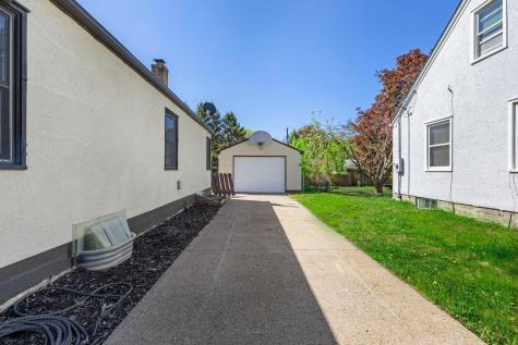 254 Arion Street E West Saint Paul MN 55118