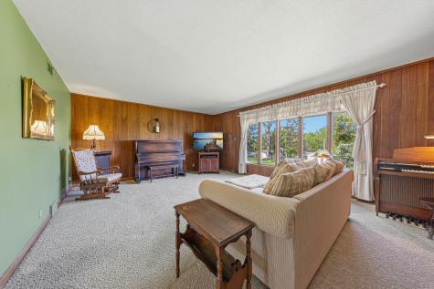 808 Hillcrest Drive Montgomery MN 56069