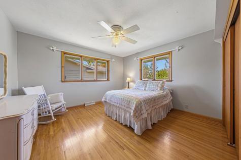 808 Hillcrest Drive Montgomery MN 56069