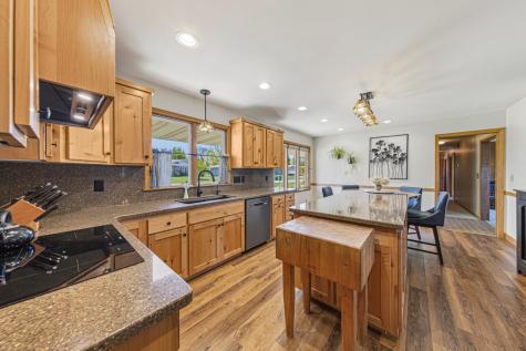 808 Hillcrest Drive Montgomery MN 56069