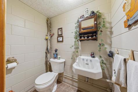 808 Hillcrest Drive Montgomery MN 56069