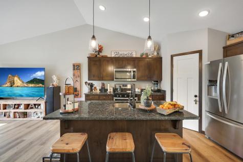 3569 Norway Drive S Cambridge MN 55008