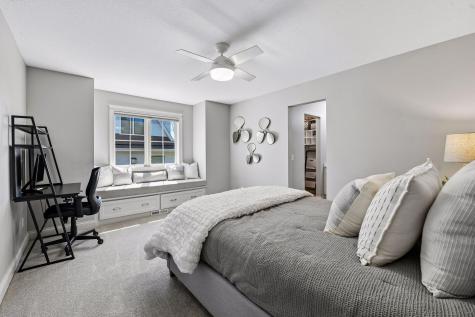 6671 Amberwood Lane Chanhassen MN 55317