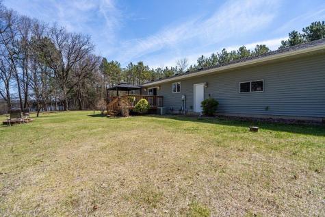 4437 Old Wells Road Eau Claire WI 54703