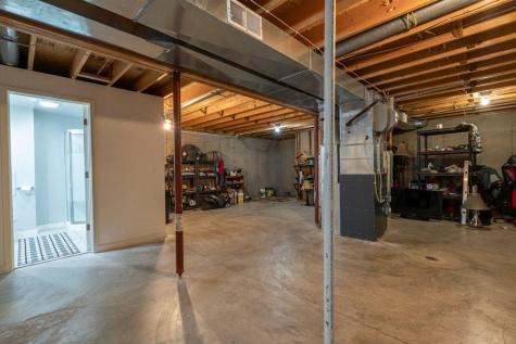 4437 Old Wells Road Eau Claire WI 54703