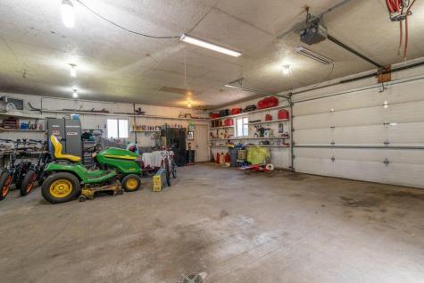 4437 Old Wells Road Eau Claire WI 54703
