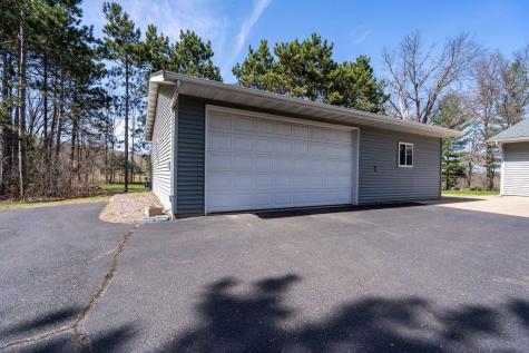 4437 Old Wells Road Eau Claire WI 54703