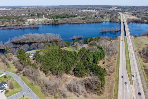4437 Old Wells Road Eau Claire WI 54703