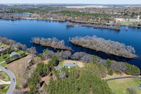 4437 Old Wells Road Eau Claire WI 54703