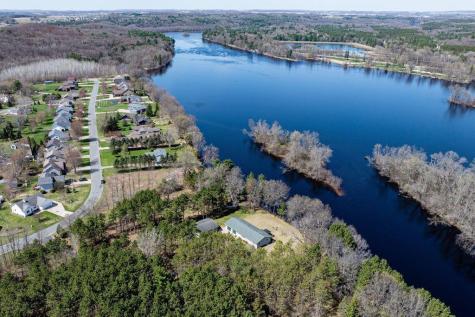4437 Old Wells Road Eau Claire WI 54703