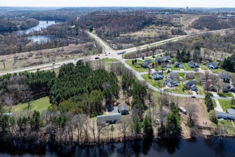 4437 Old Wells Road Eau Claire WI 54703