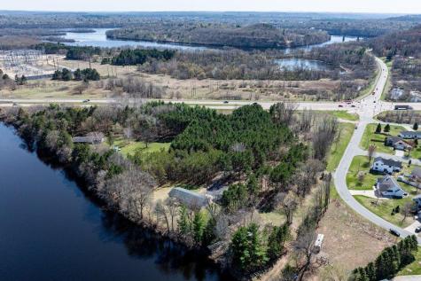 4437 Old Wells Road Eau Claire WI 54703