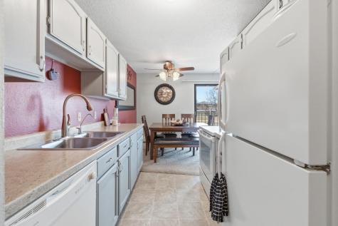 2401 16th Avenue S Fargo ND 58103