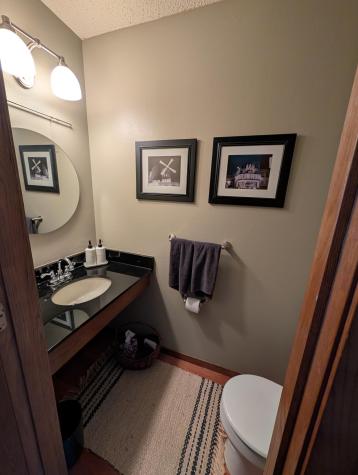 2445 Crestwood Drive North Saint Paul MN 55109
