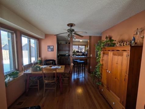 2445 Crestwood Drive North Saint Paul MN 55109