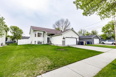 1116 18th Street N Moorhead MN 56560