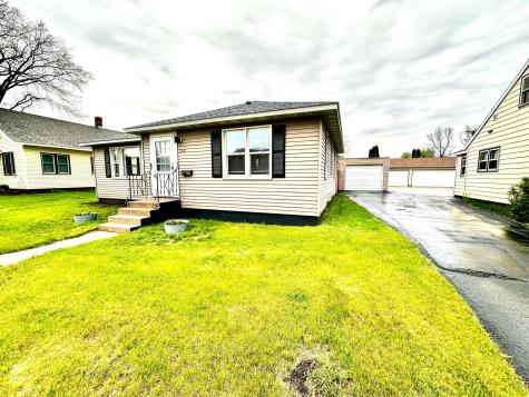 122 Sinclair Lewis Avenue Sauk Centre MN 56378