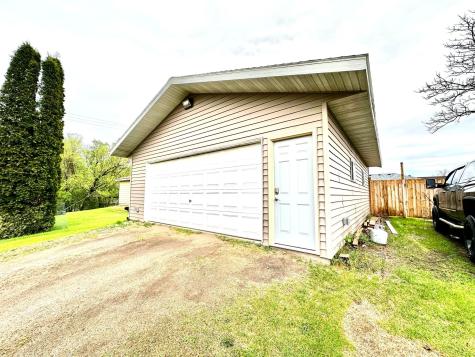 122 Sinclair Lewis Avenue Sauk Centre MN 56378